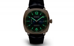 沛纳海表蒙有划痕处理方法详解